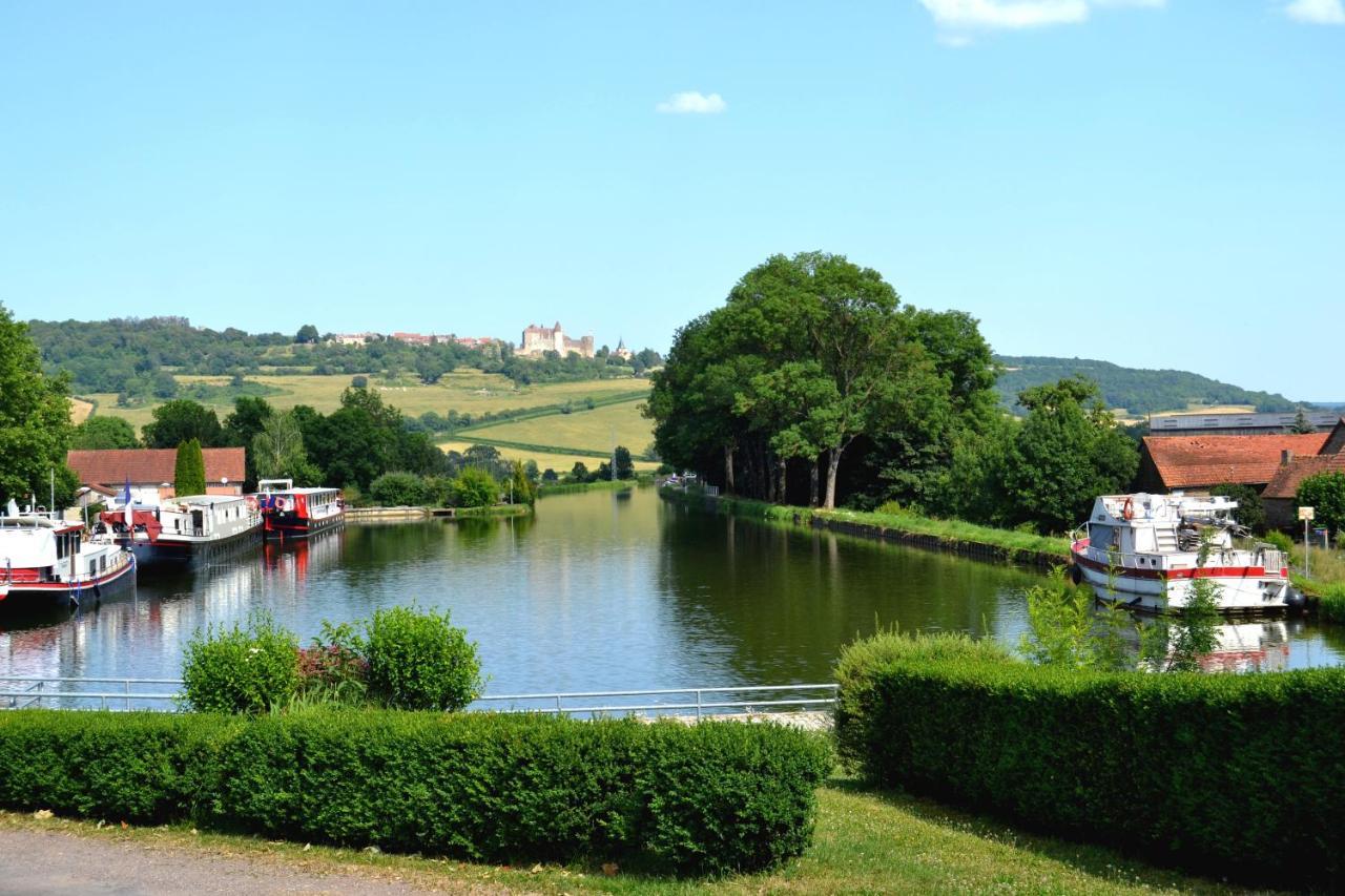 Domaine De Vandenesse Et Spa Exteriör bild